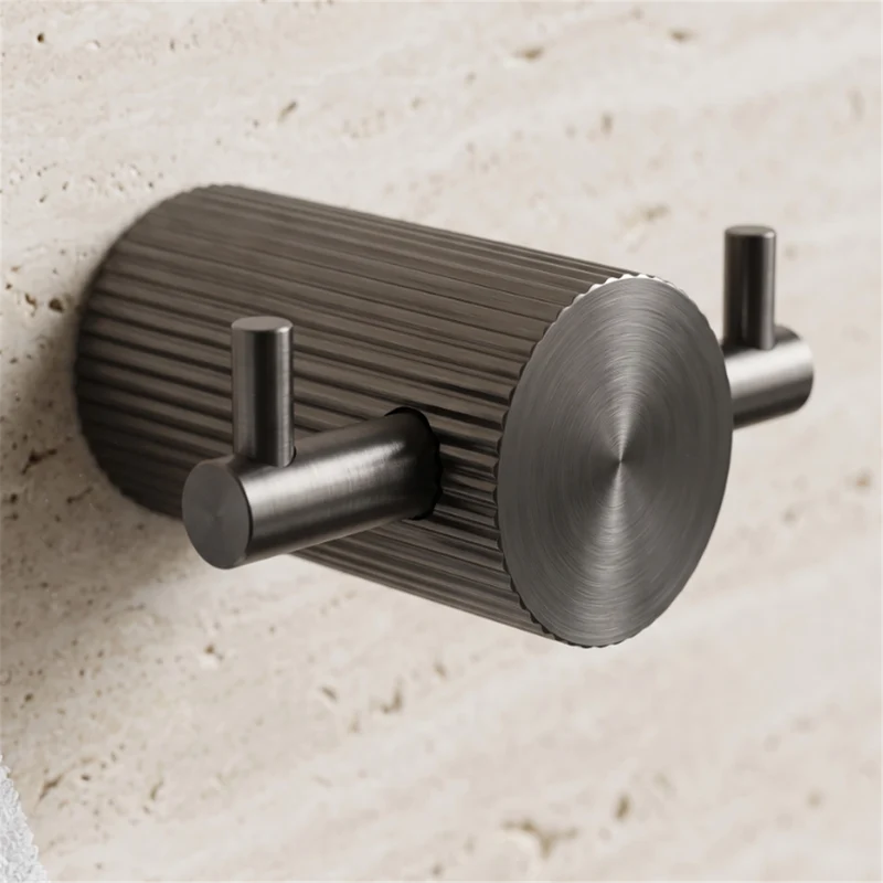 Badezimmerhaken 64104A Solo Titan zur Wandmontage