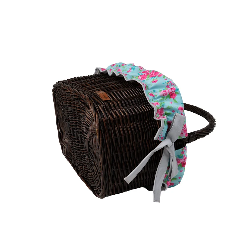 Wernis wicker shopping basket with gray trim and handle TheWickerStories