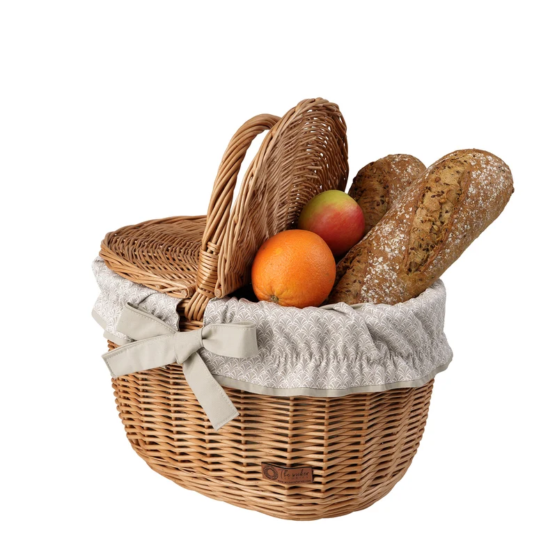 Kastalia wicker picnic basket with beige trim, with lid and handle TheWickerStories