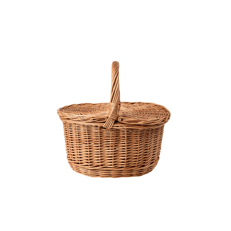 Kastalia wicker picnic basket with lid and handle TheWickerStories