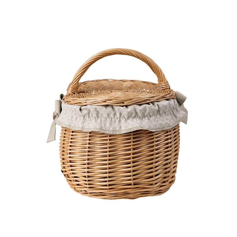 Kardia wicker picnic basket, shopping basket with lid and lining TheWickerStories