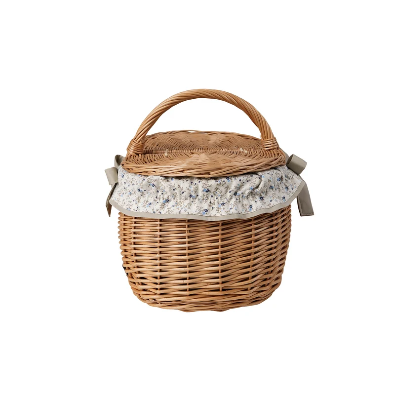 Kardia wicker picnic basket, shopping basket with lid and trim TheWickerStories