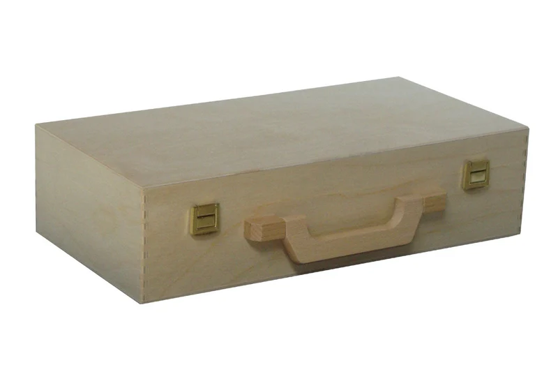 Holzkoffer lackiert