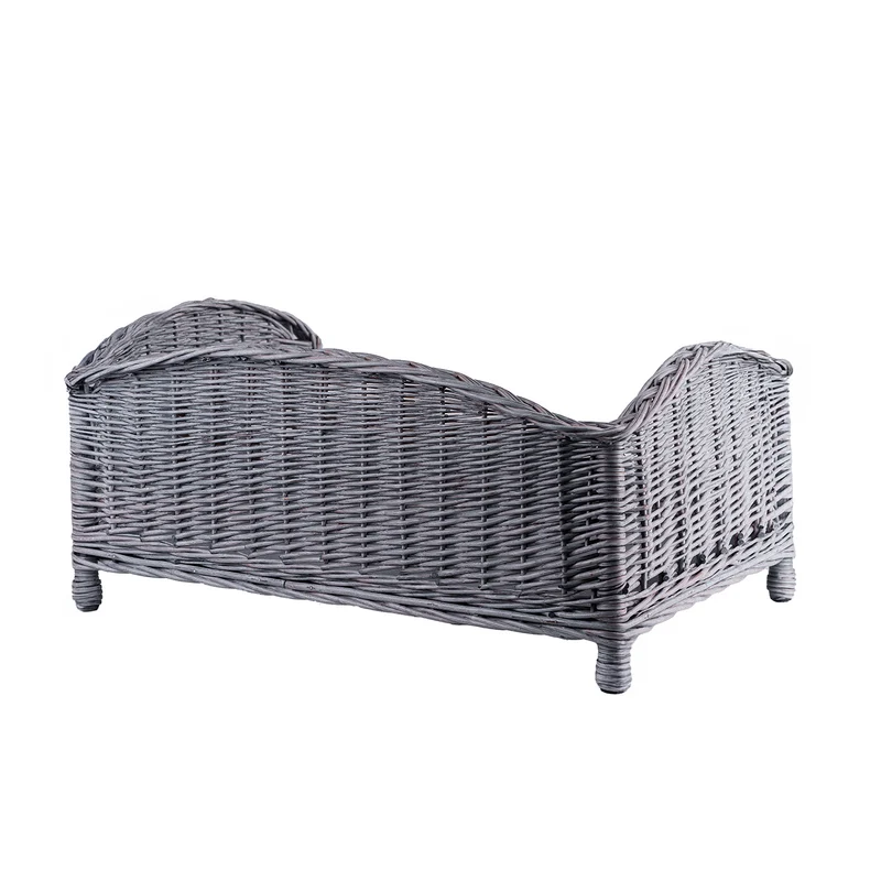 Erivia wicker pet basket for dogs and cats TheWickerStories