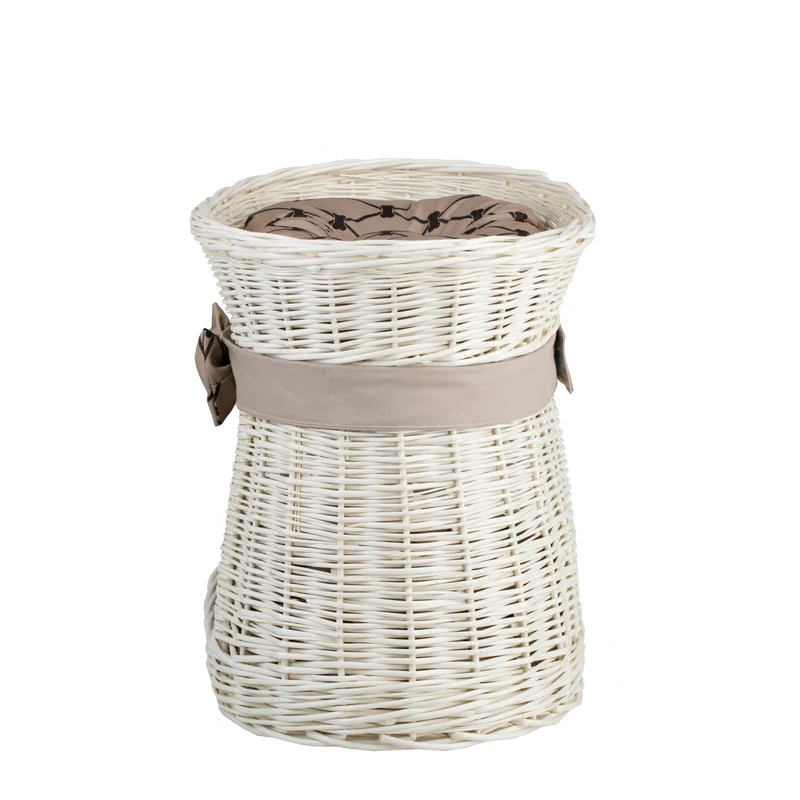 Erif wicker cat house with two levels, beige cushions and a bow TheWickerStories