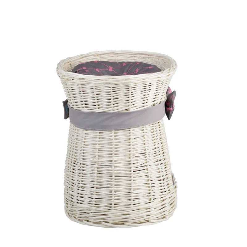 Erif wicker cat house with cushions and bow, two-tier TheWickerStories