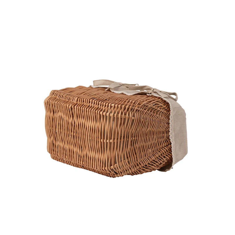 Werlissa wicker basket–picnic bag with beige trim and handles TheWickerStories