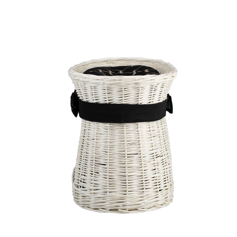 Erif wicker cat house with cushions and a bow, two levels TheWickerStories