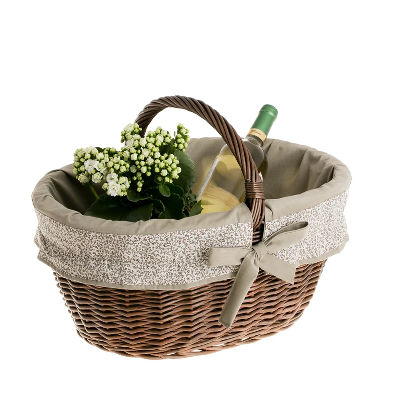 Walerissa wicker shopping basket with beige trim and handle TheWickerStories