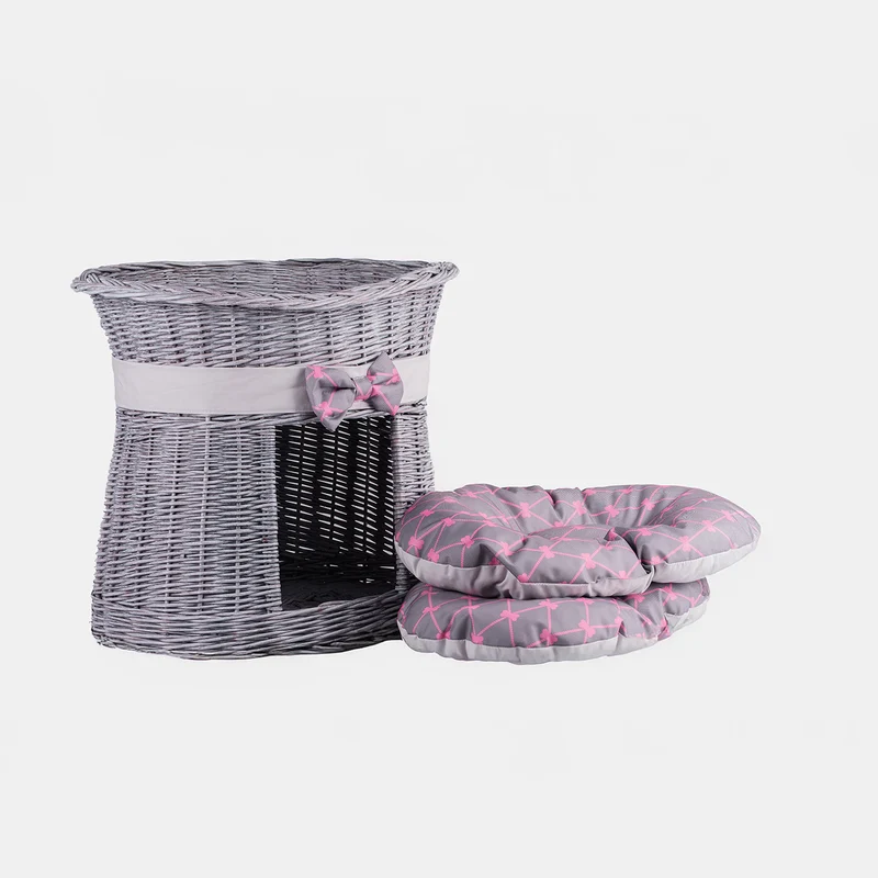 Erif wicker cat house with cushions, two-tier TheWickerStories