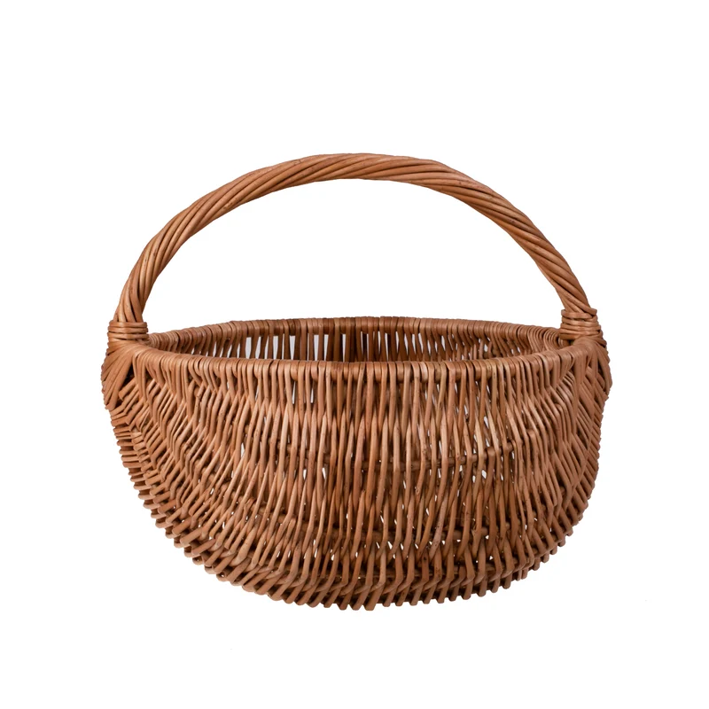 Voravia wicker Easter basket TheWickerStories