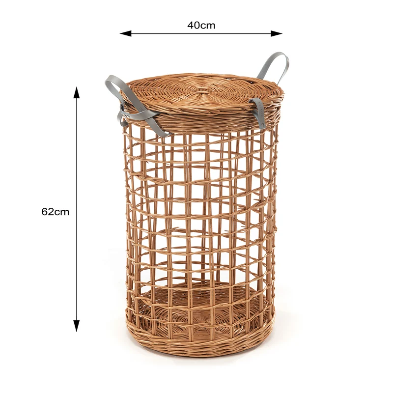 Desayer wicker laundry hamper with graphite trim, with lid and handles TheWickerStories