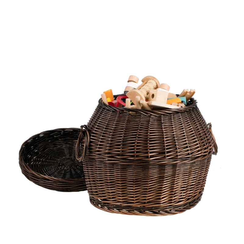 Marlis wicker laundry hamper for bathroom with lid and handles TheWickerStories