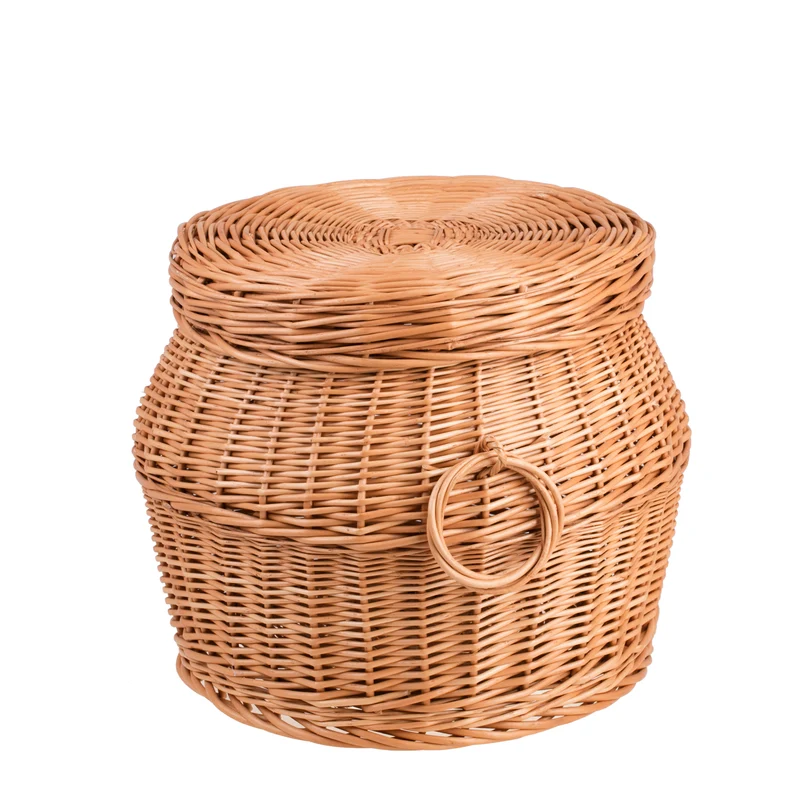 Marlis wicker laundry hamper with lid and handles TheWickerStories