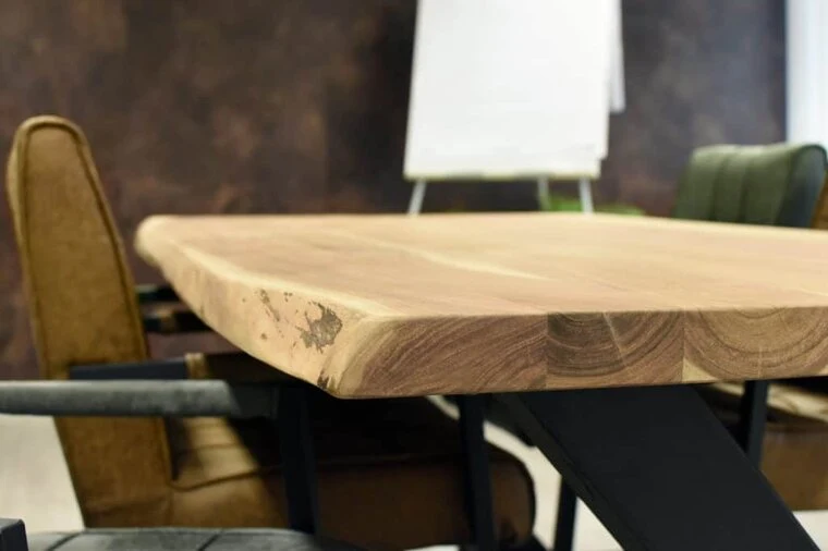 Esstisch Würzburg 220 cm Baumstammtisch