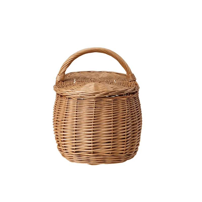Kardia wicker picnic basket, shopping basket with handle and lid TheWickerStories