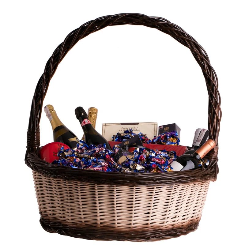 Zalvina wicker gift basket for gifts with a handle by TheWickerStories