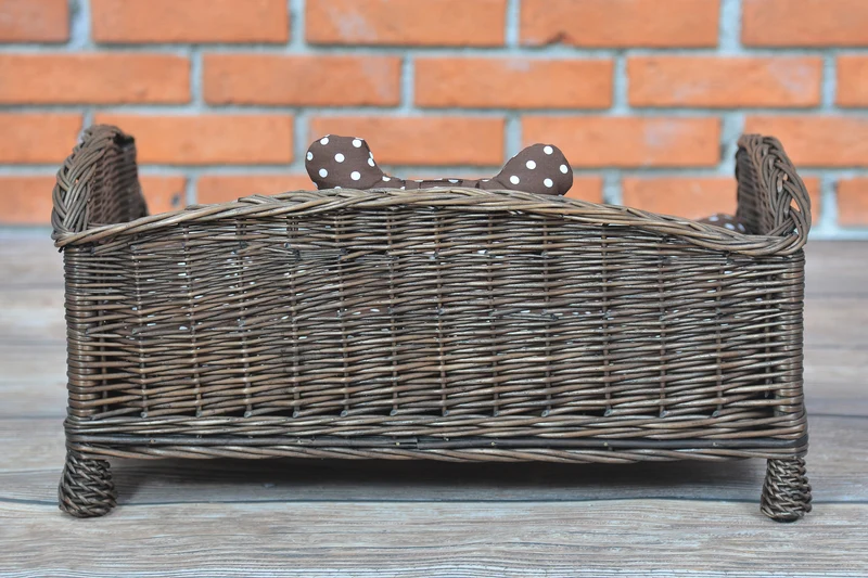 Erivia wicker pet bed for dogs and cats with soft cushion, low entry TheWickerStories
