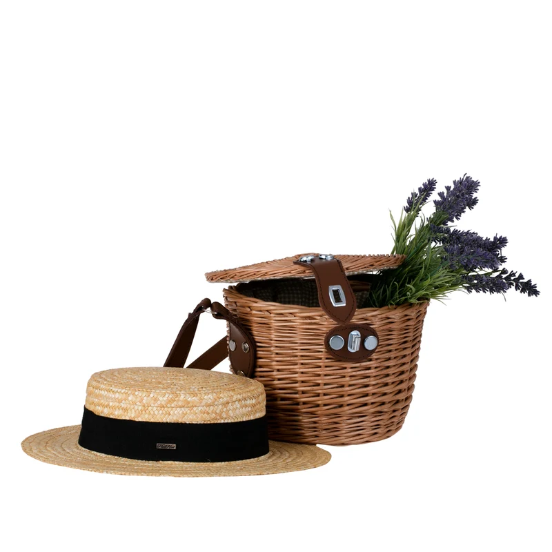 Rivora wicker shoulder bag with lid and leather strap TheWickerStories
