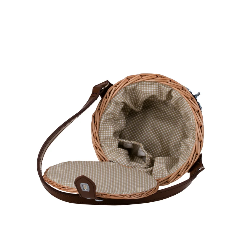 Rivora wicker shoulder bag with lid and leather strap TheWickerStories