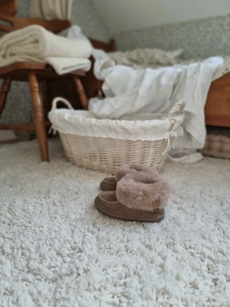 Milvus wicker basket with handles and grey lining TheWickerStories