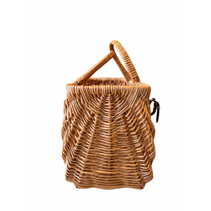 Werlissa wicker bike basket, bicycle basket with leather straps TheWickerStories