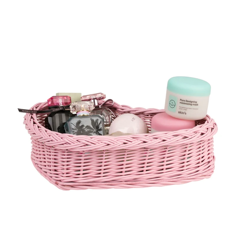 Zadaris small wicker basket with pink lining TheWickerStories