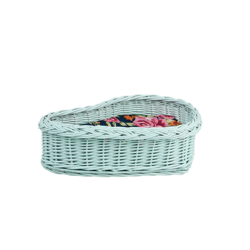 Zadaris small wicker basket with pink lining TheWickerStories