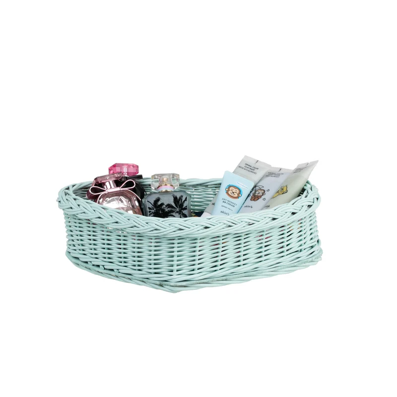 Zadaris small wicker basket with pink lining TheWickerStories