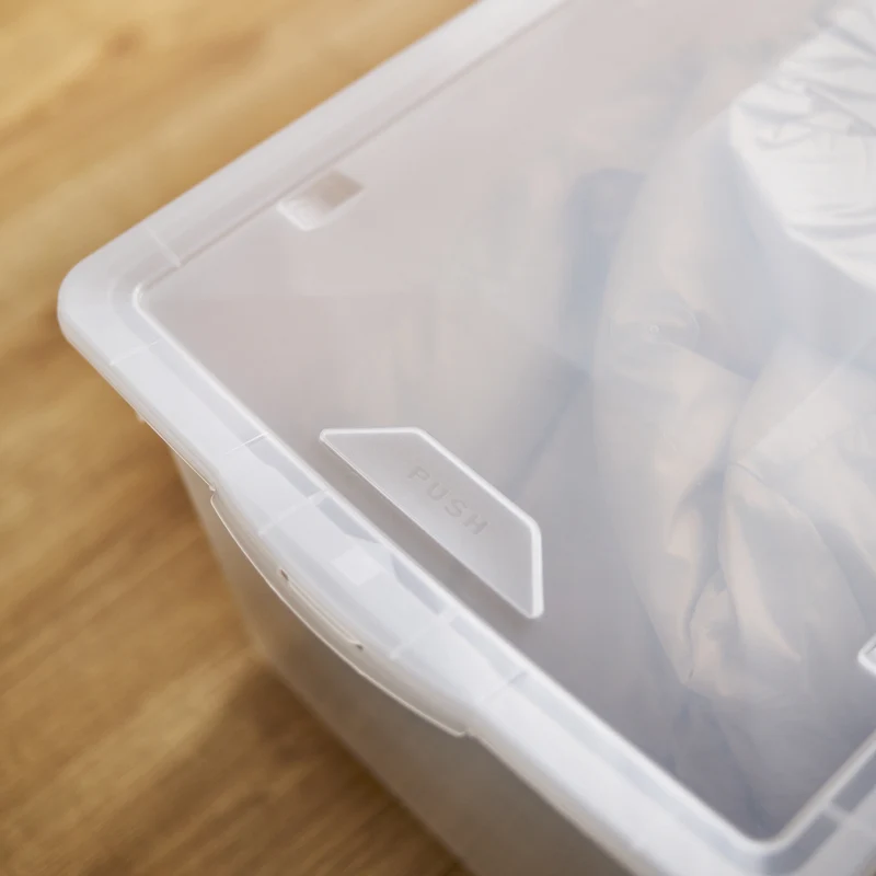 Box mit Rollen 63 l CLEAR