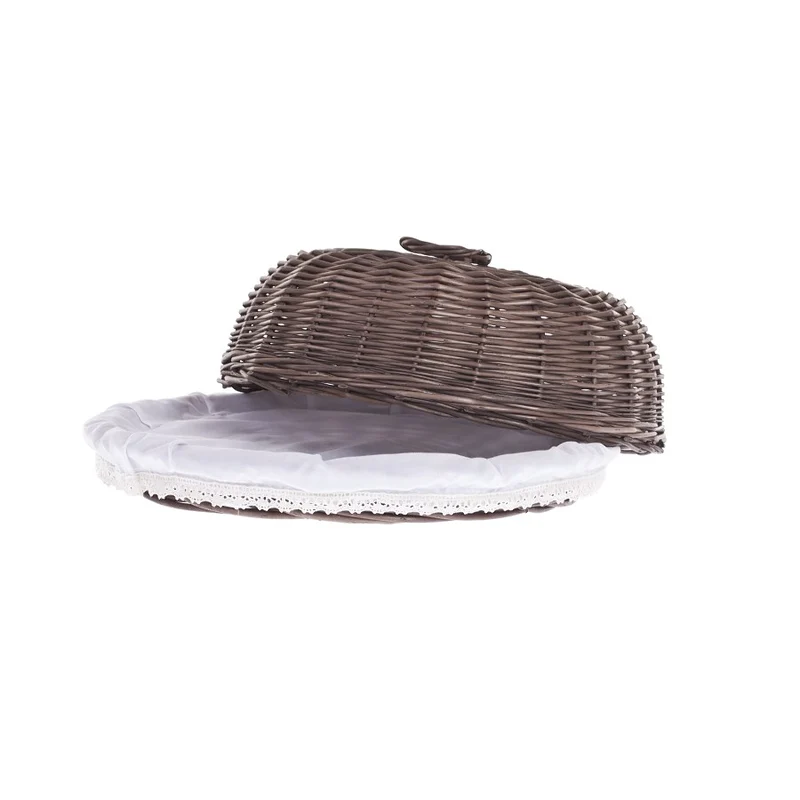 Linkus wicker basket with white lining and lid TheWickerStories