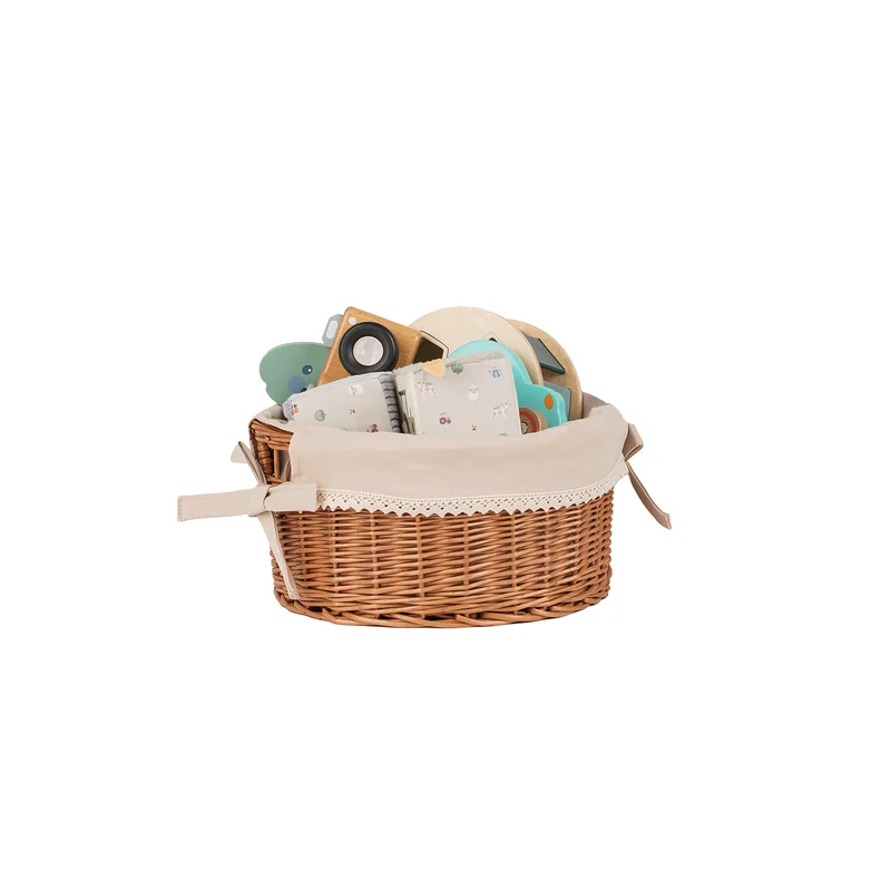 Nova wicker basket with beige lining TheWickerStories