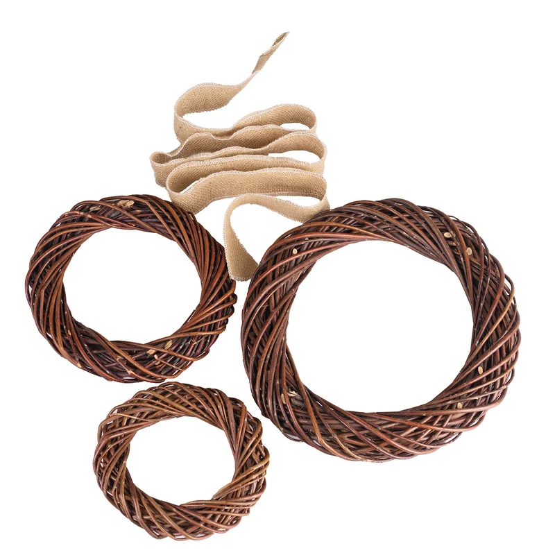 Helladia wicker set of 3 wreaths with bow TheWickerStories