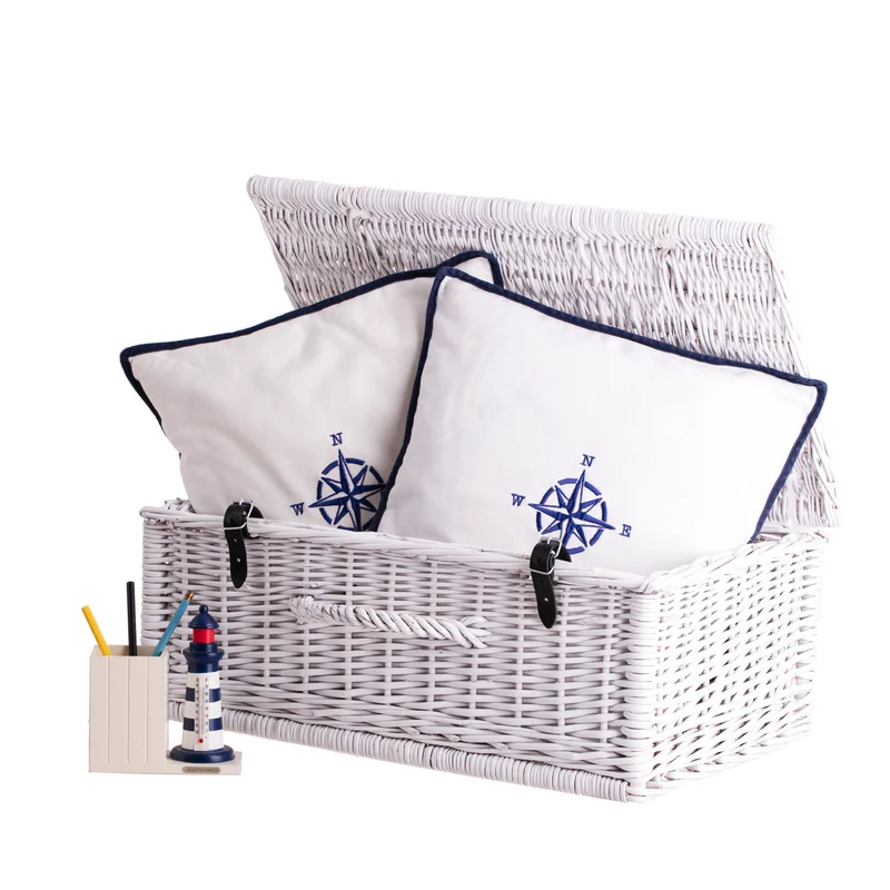 Viviana wicker suitcase with handle and clasp TheWickerStories