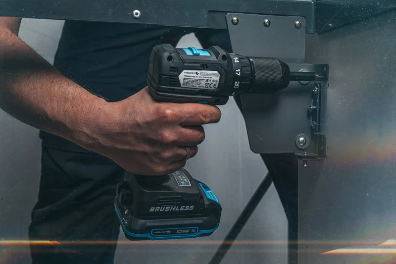 Bezszczotkowa kompaktowa wiertarko wkrętarka 40Nm 18V