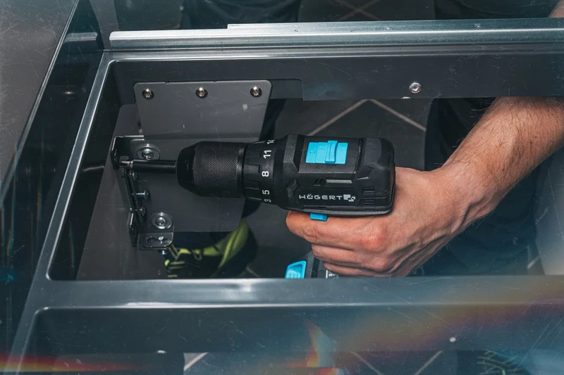 Bezszczotkowa kompaktowa wiertarko wkrętarka 40Nm 18V