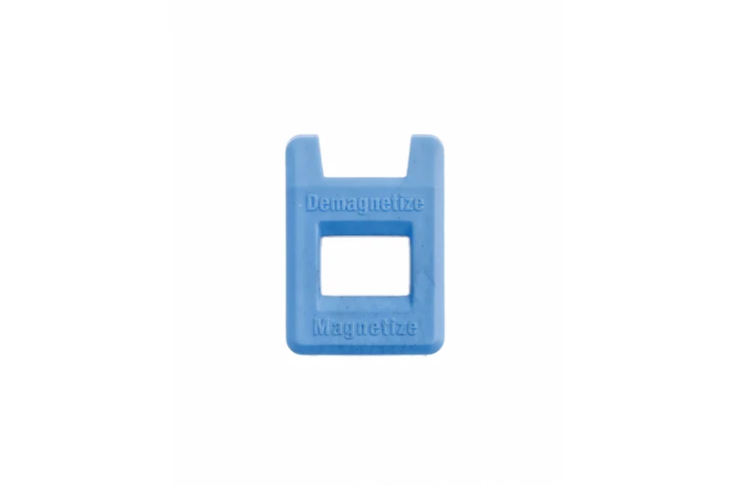 Magnetyzer i demagnetyzer