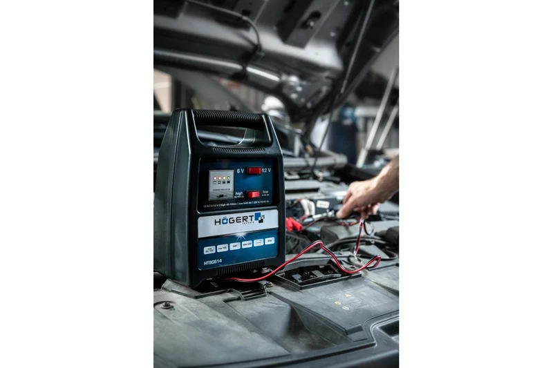 Ładowarka elektroniczna 6-12V, 12A