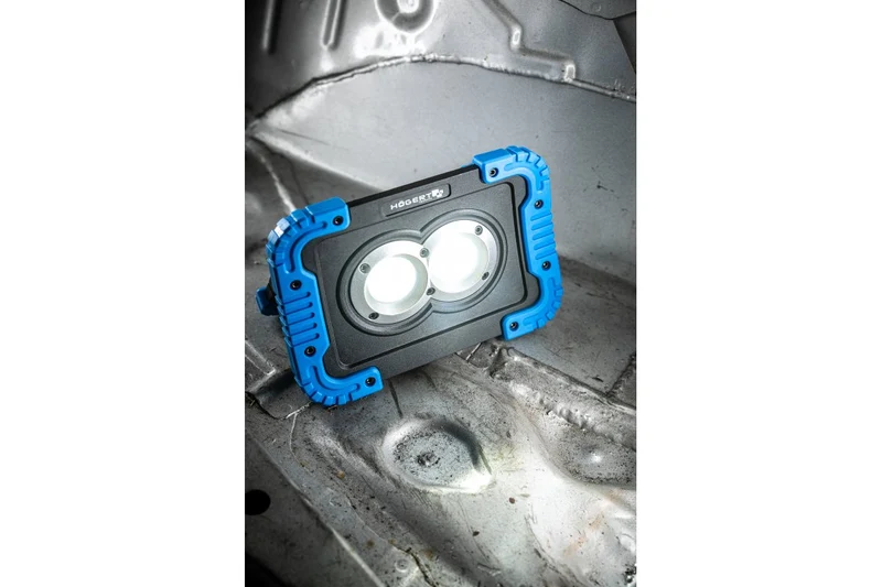 Reflektor akumulatorowy LED USB