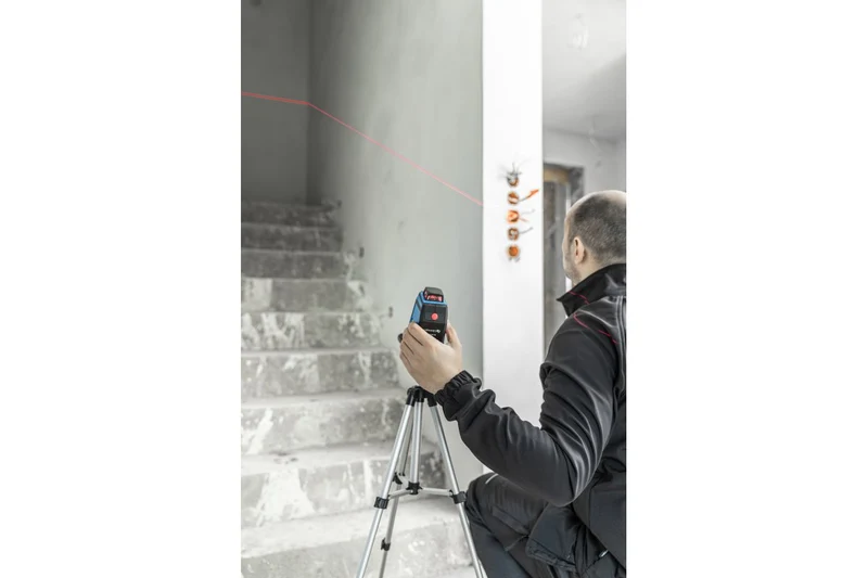 Poziomnica laserowa czerwona 30m 3D