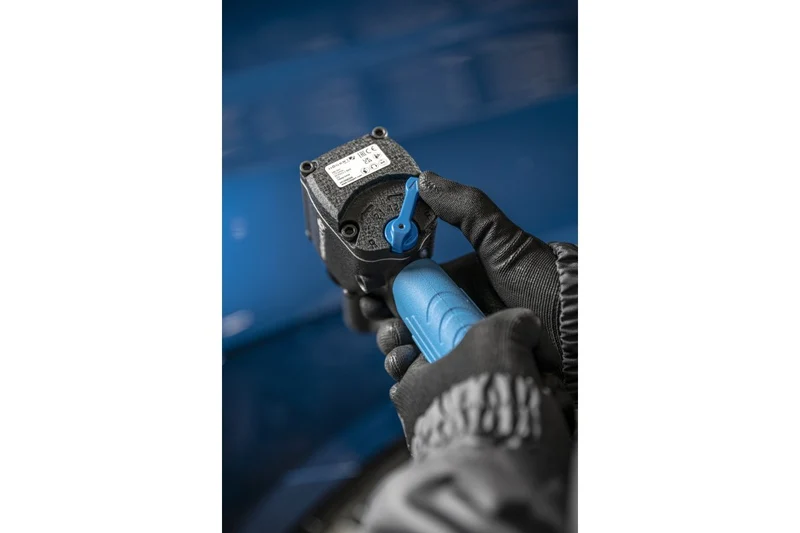 Klucz pneumatyczny ultra short 1/2" 680 Nm