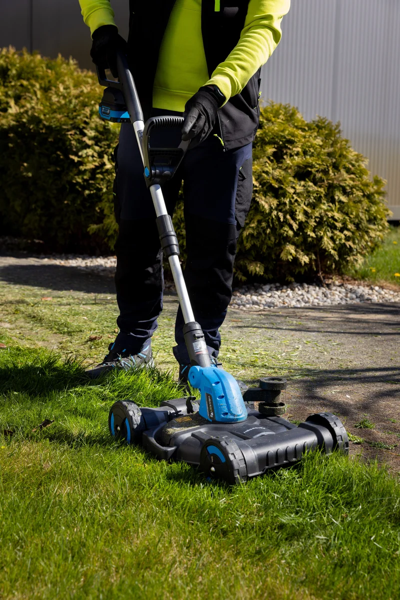 Podkaszarka do trawy z platformą 3 w 1 18V