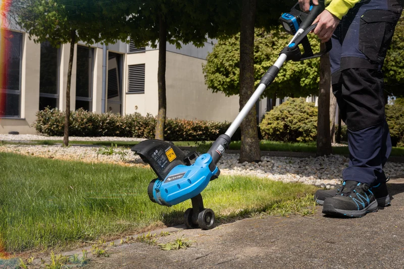 Podkaszarka do trawy z platformą 3 w 1 18V