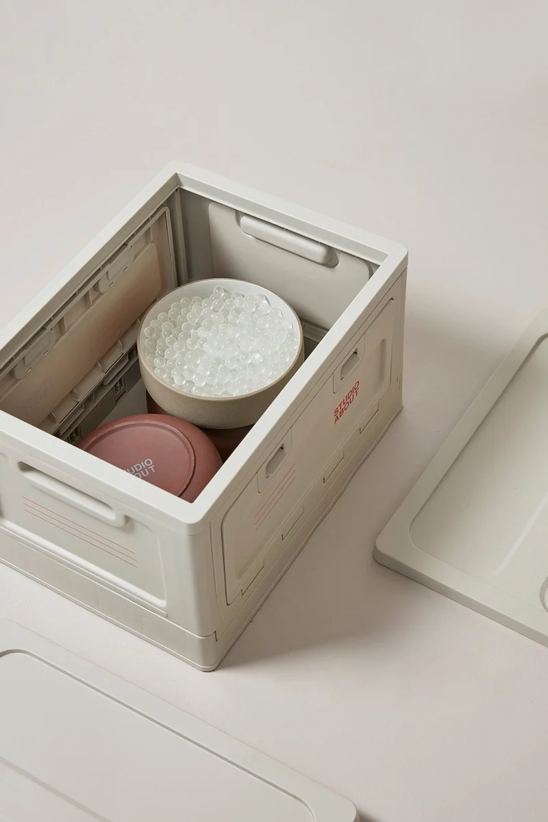 BOX, MEDIUM, LIGHT GREY