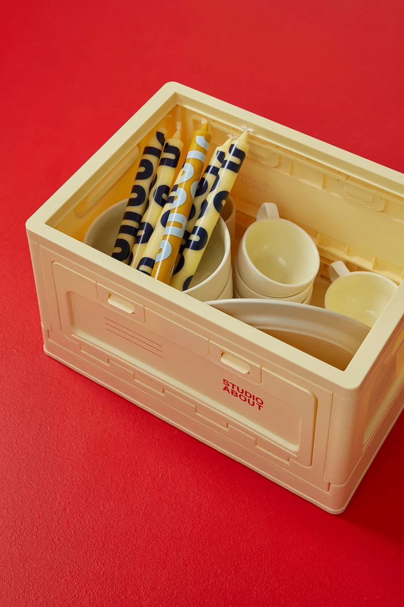 BOX, MEDIUM, LIGHT YELLOW