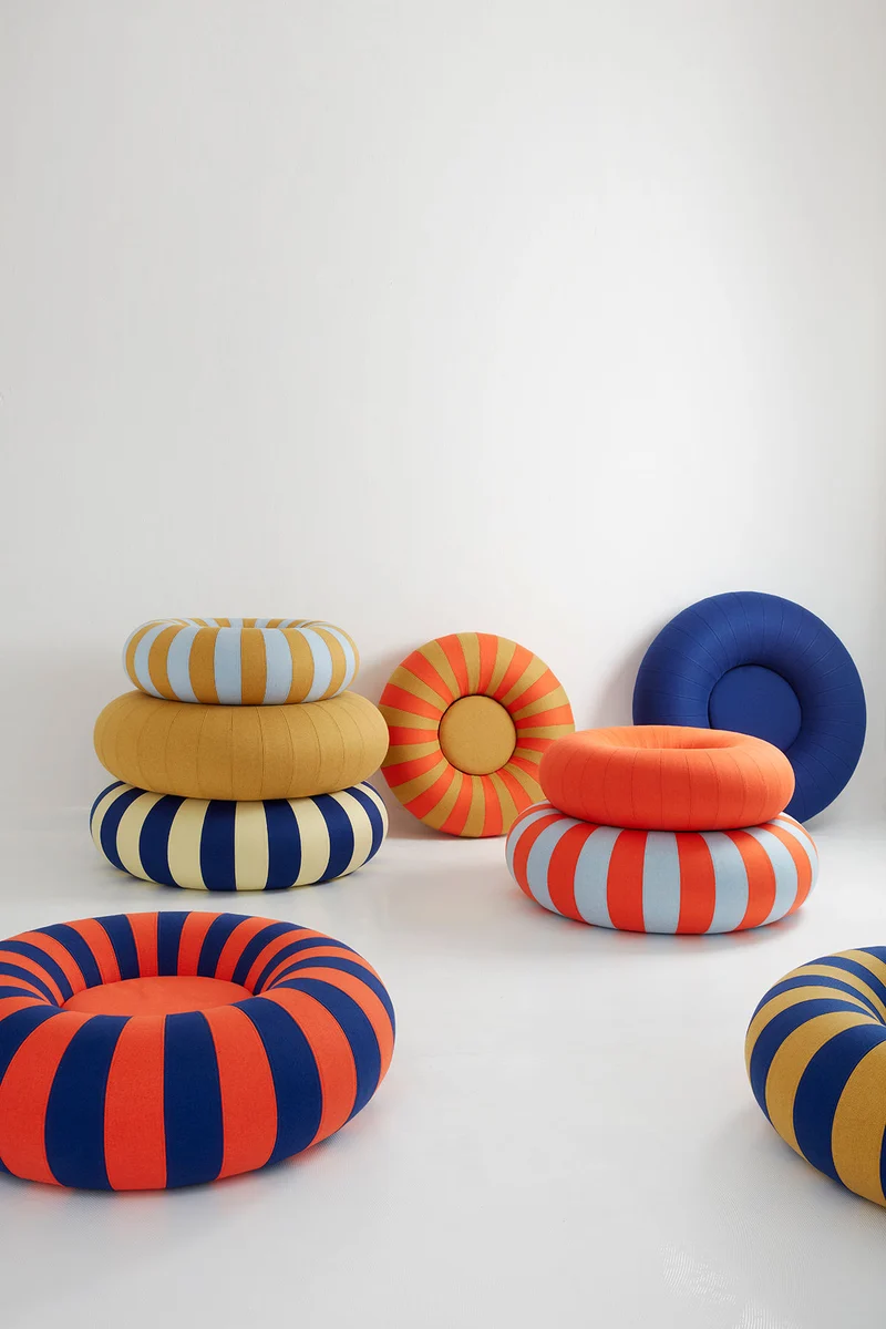 FLOAT, MEDIUM, BLUE/RED