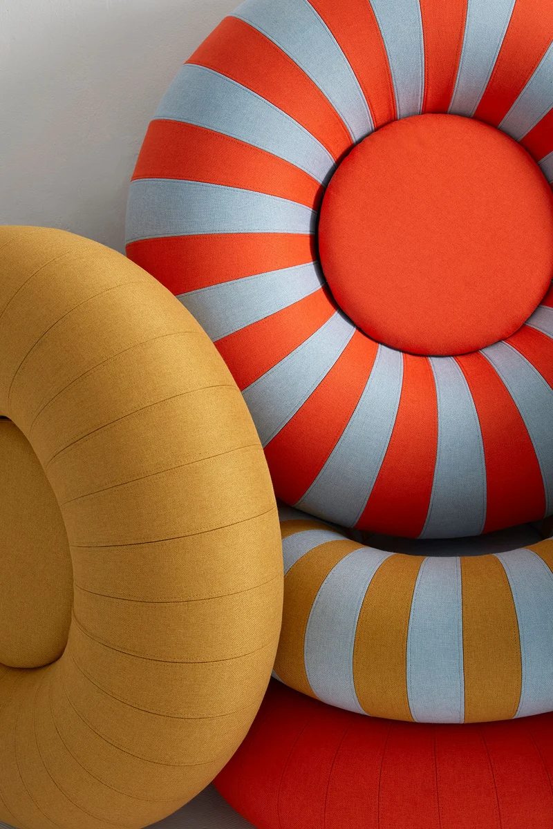 FLOAT, SMALL, BLUE/OCHRE