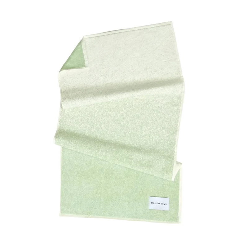 Handtuch “Gradient Sage Vanilla” 50x100 cm | Maison Deux