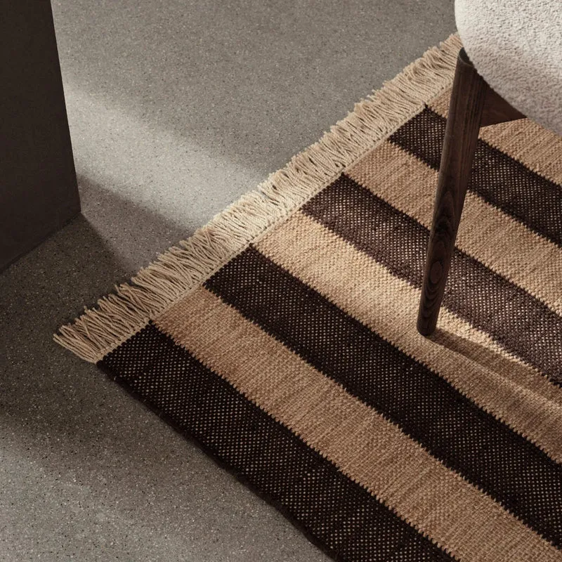 Outdoor Teppich Ives Chocolate 140x200 - ferm LIVING