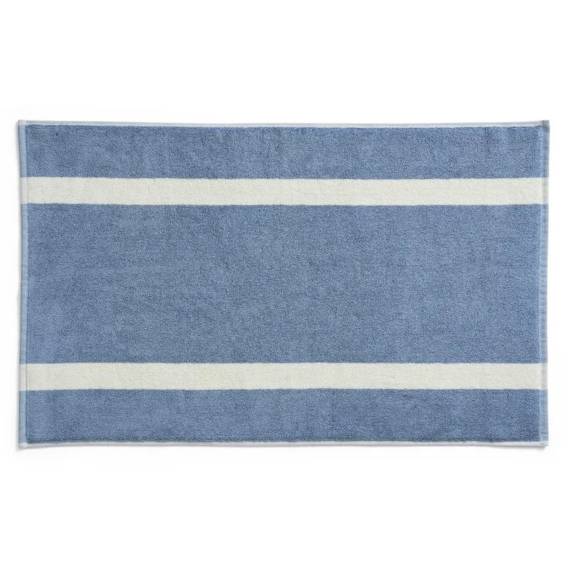 Badematte „Stripe Dusty Blue“ 50x80cm | Skandinavisch | HAY